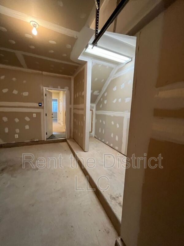 Building Photo - 3247 Theodore R Hagans Dr NE