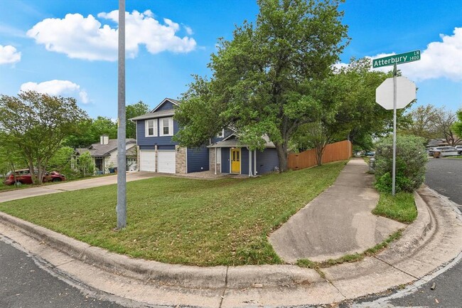 Building Photo - 1407 Atterbury Ln