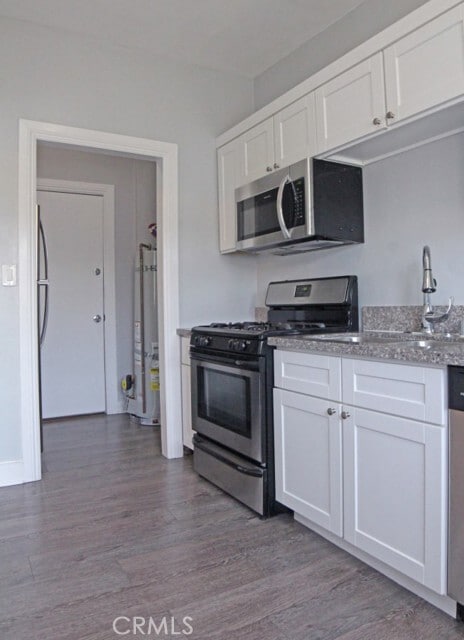 Building Photo - 3111 Kenwood Ave