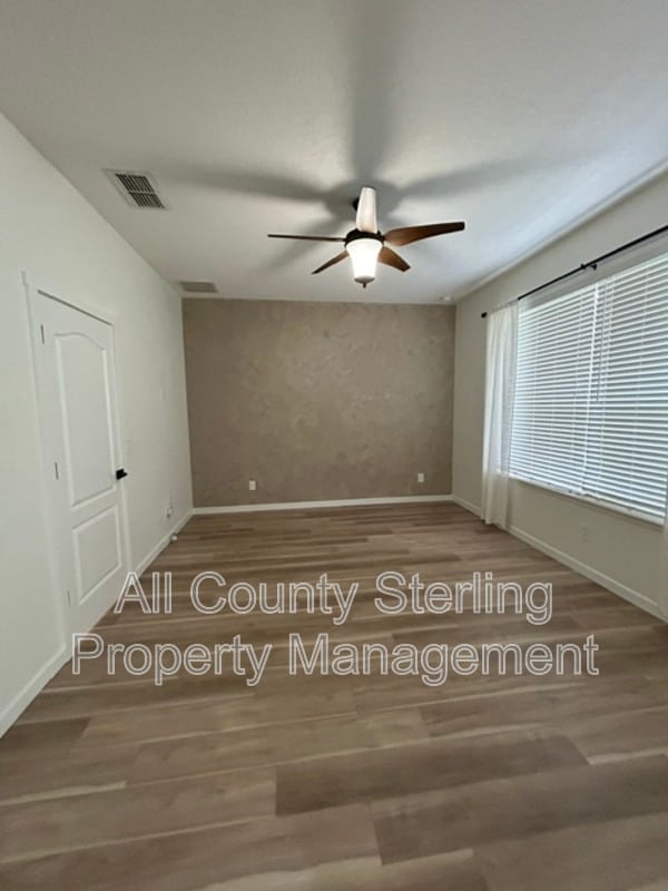 Building Photo - 184 Birchmont Dr