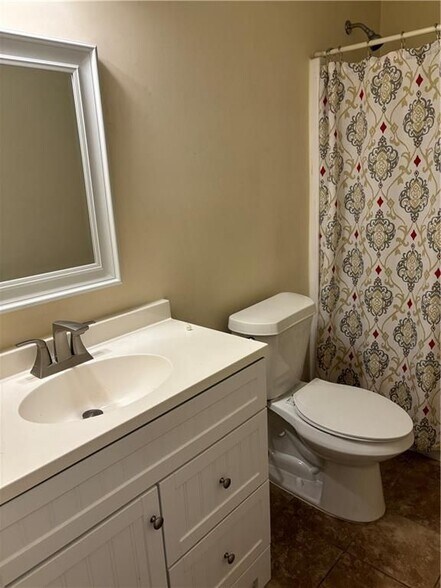 Building Photo - 508 Lee Miller Dr