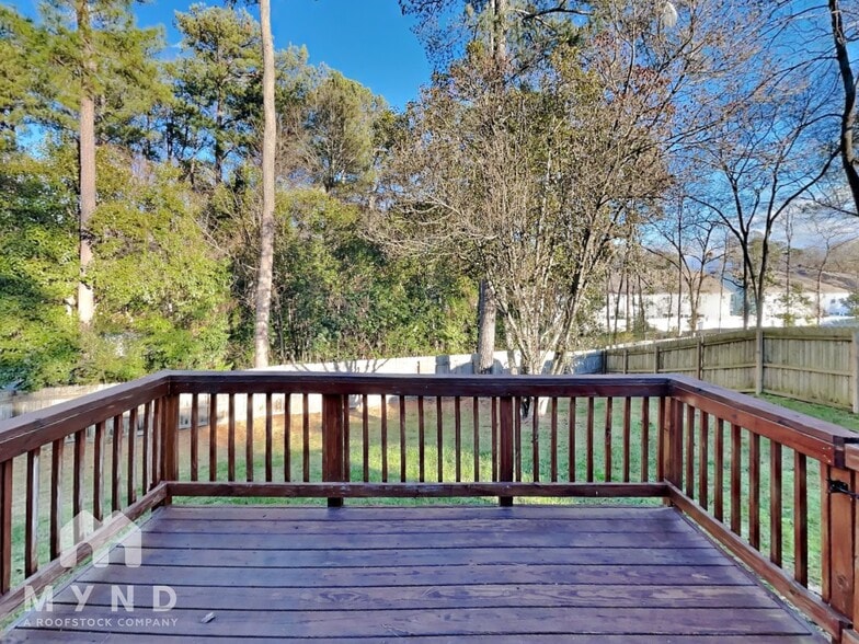 Building Photo - 8539 Sharonbrook Dr