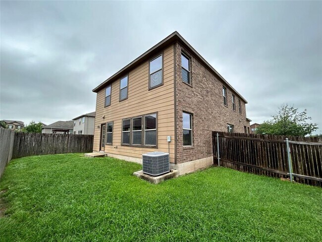 Building Photo - 9001 Bird Brook Ln