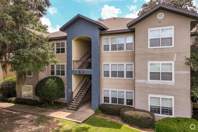 Building Photo - Westcott Apartments