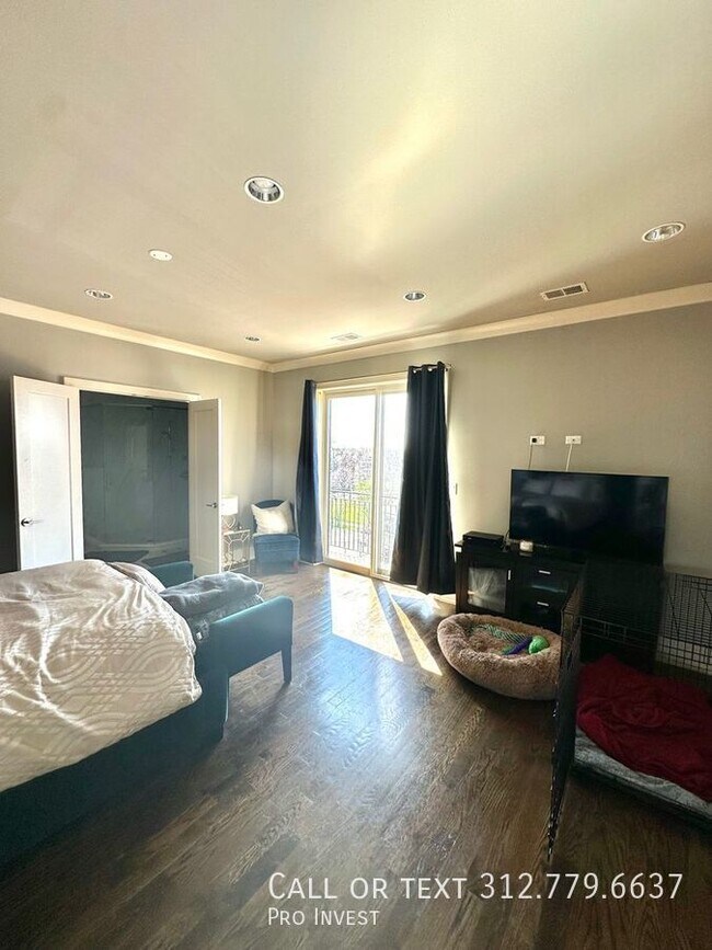 Building Photo - New construction 8 unit building. Come see...