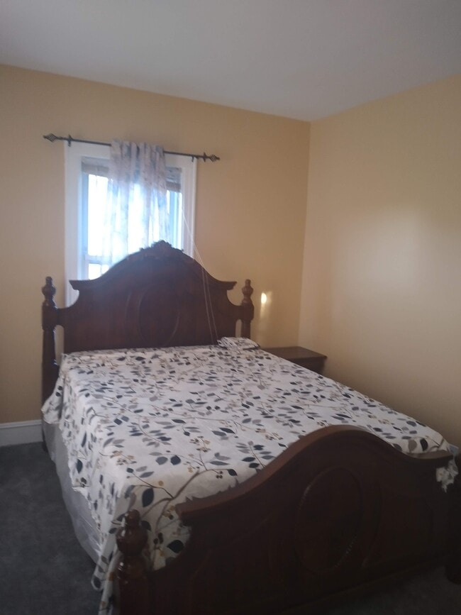 Building Photo - 115-11-211 219th St