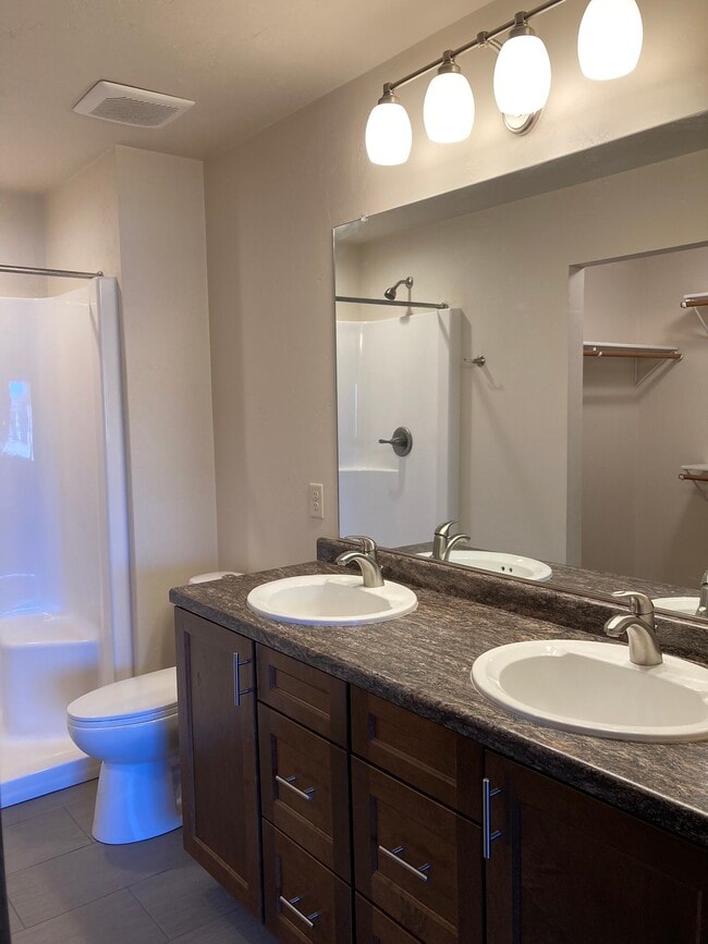 Building Photo - 2382 Jacobsen Rd