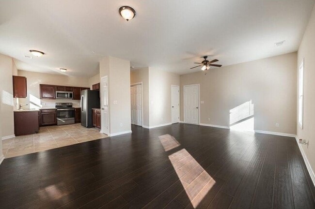 Building Photo - 10540 Windsor Park Dr