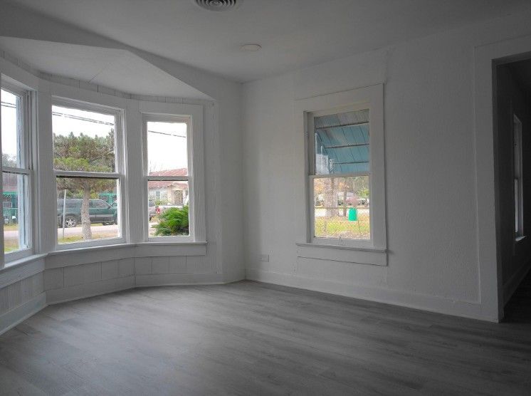 Building Photo - 1200 Avenue A