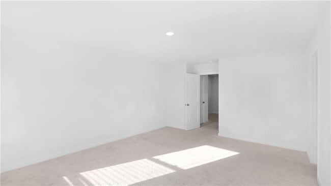 Building Photo - 2030 Underwood Dr