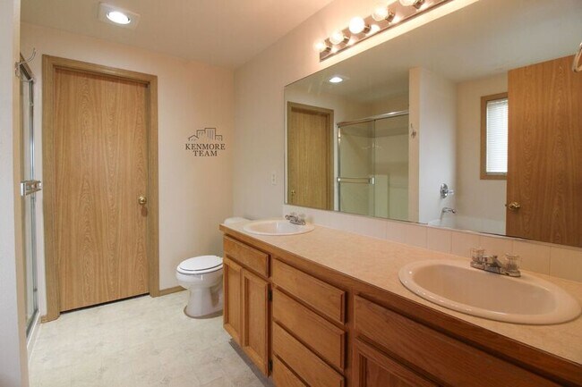 Building Photo - 4613 Moline Ln