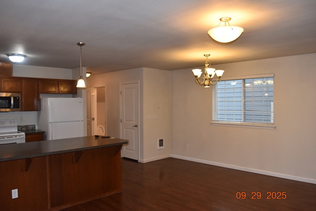 Building Photo - 16109 124th Avenue Ct E