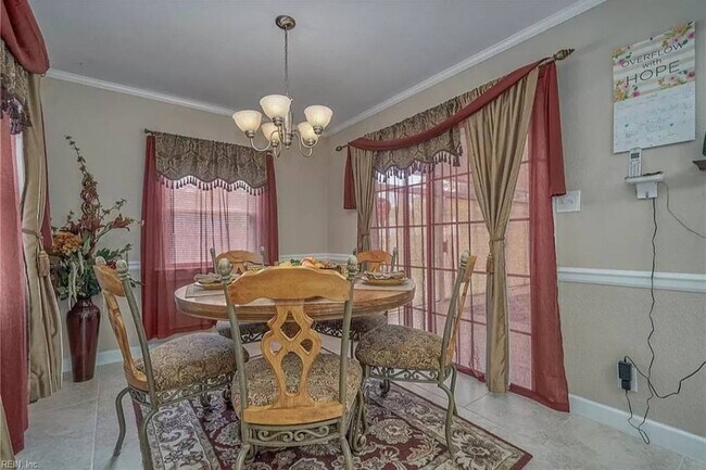 Building Photo - 2609 Brook Stone Dr