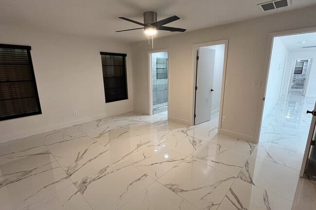 Building Photo - 1837 Seafan Cir