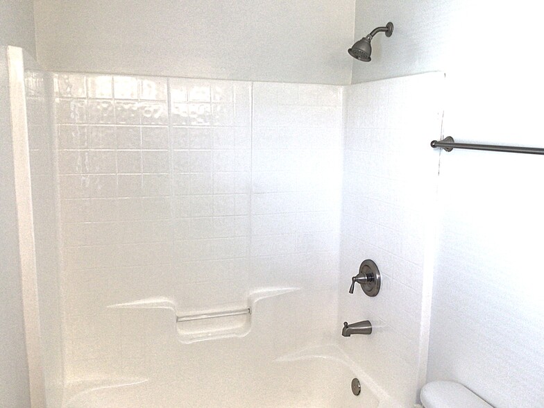 Building Photo - 263 Mayfield Dr