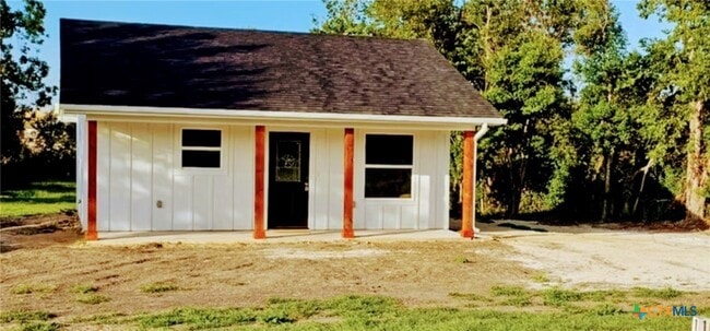 Building Photo - 1701 Sycamore St