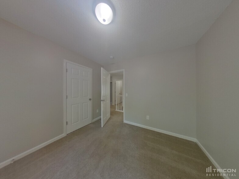 Building Photo - 175 Walmsley Pl