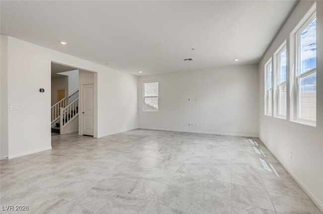 Building Photo - 8379 Lagunilla Ave