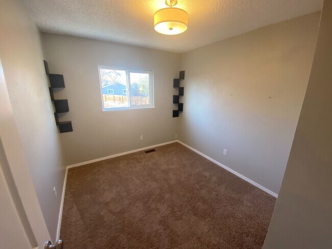 Building Photo - Great Home in Fountain