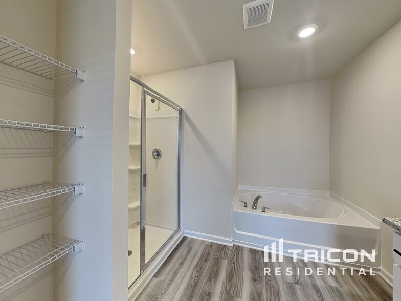 Building Photo - 287 Limestone Cir