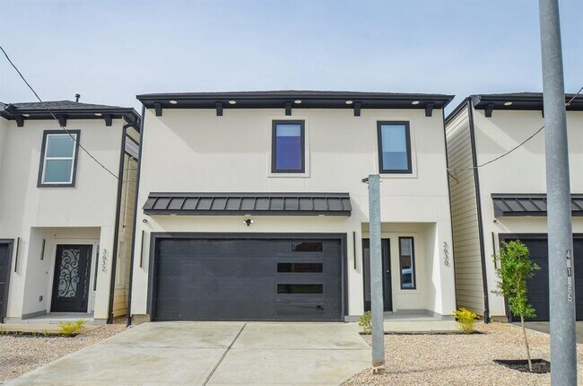 Building Photo - 3630 Dreyfus St