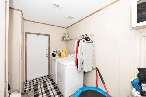 Building Photo - 70 Gallinas Crk Rd