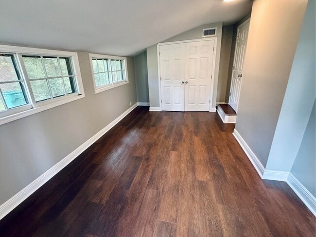 Building Photo - 355 Rankin Blvd