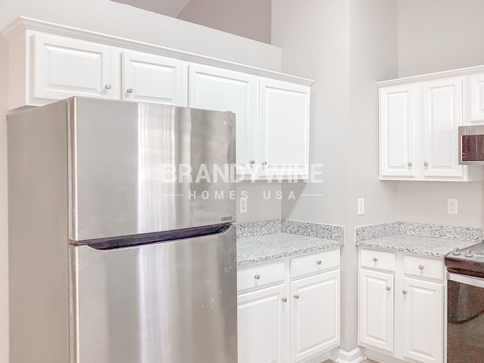 Building Photo - 2218 Pleasant Dale Dr