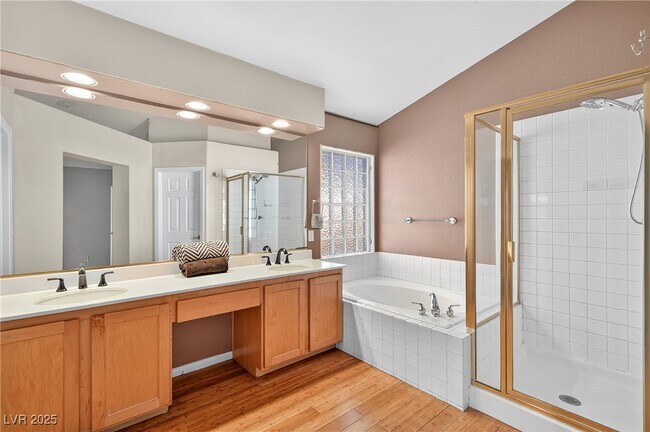 Building Photo - 8963 Crystal Lagoon Ct