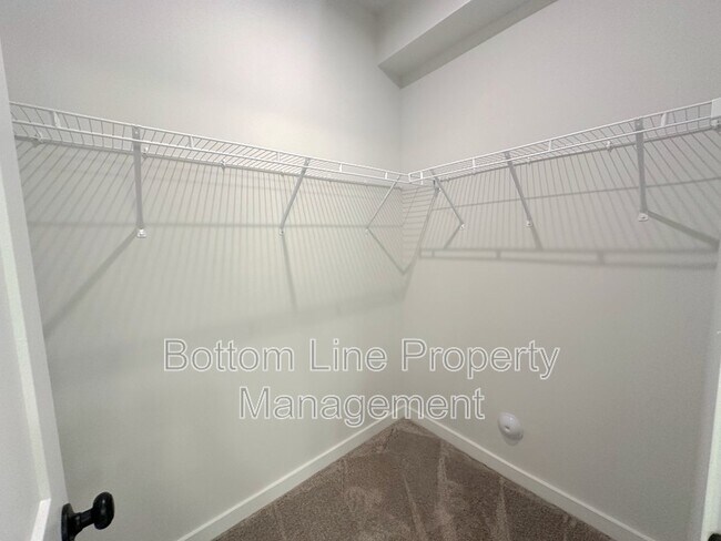 Building Photo - 3348 Finchborough Ct