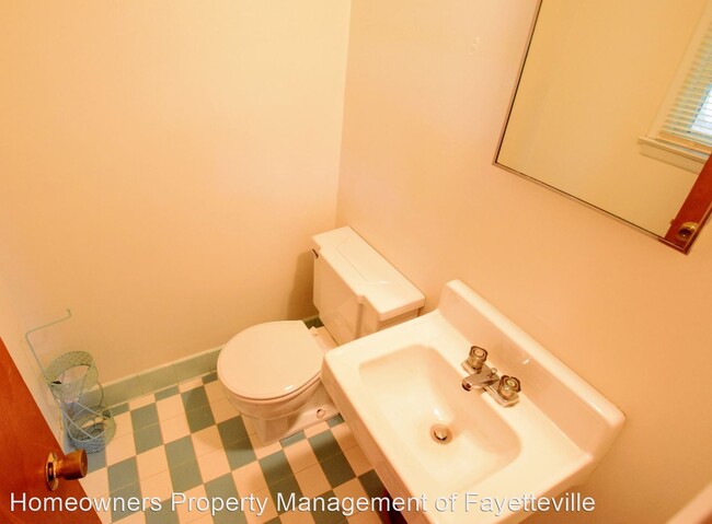 Building Photo - 3 br, 1.5 bath House - 3526 Melrose Rd