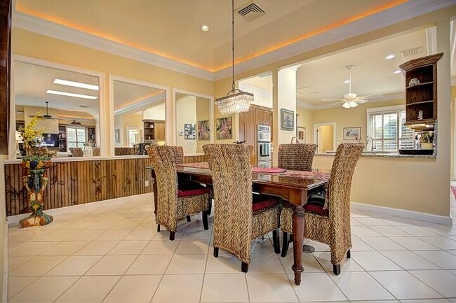 Building Photo - 14499 Cypress Island Cir