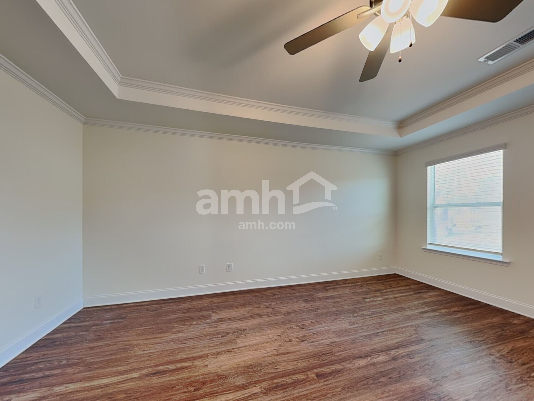 Building Photo - 2132 Laurel Vlg Cir