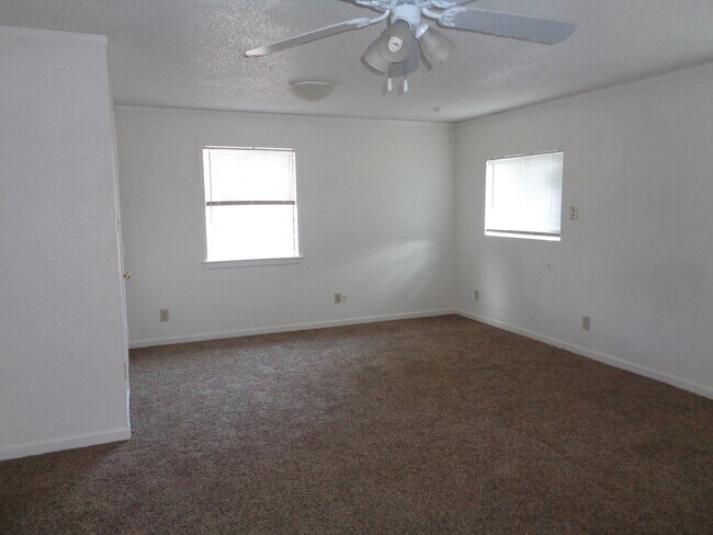 Building Photo - FOUR BEDROOM