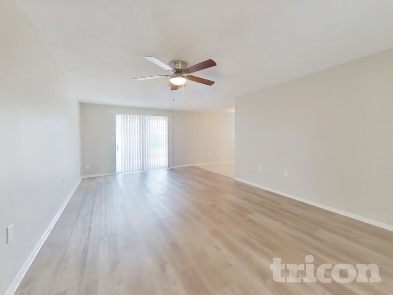 Building Photo - 3926 Cochise Terrace