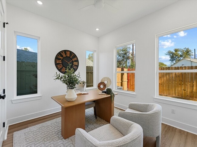 Building Photo - 8318 Williamsdell St