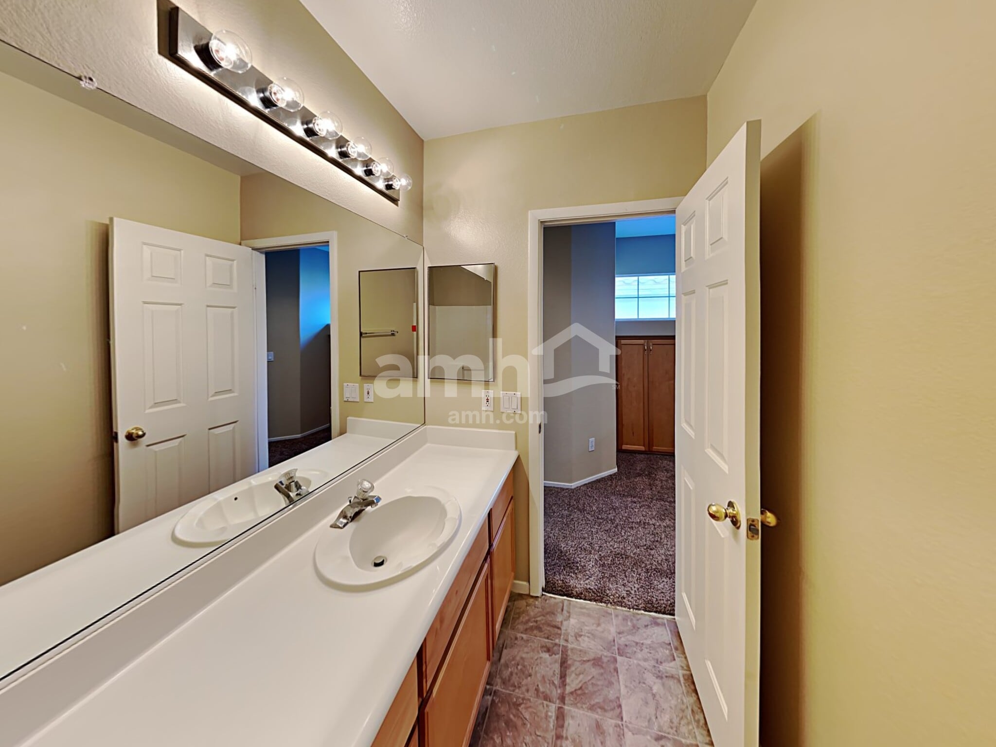 Building Photo - 10141 Flagstaff Butte Ave