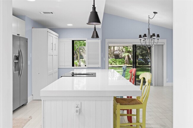 Building Photo - 3937 Arelia Dr