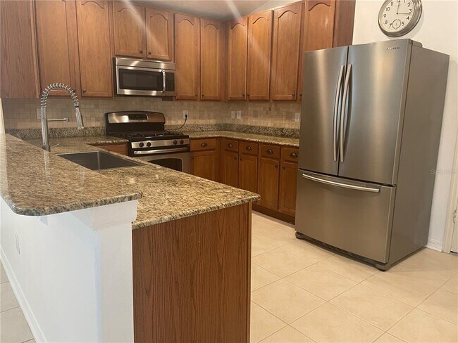 Building Photo - 6117 Gentle Ben Cir