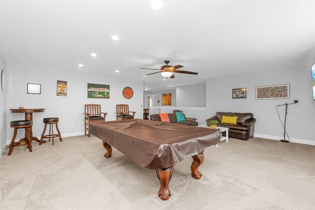 Building Photo - 1399 Berkshire Ave