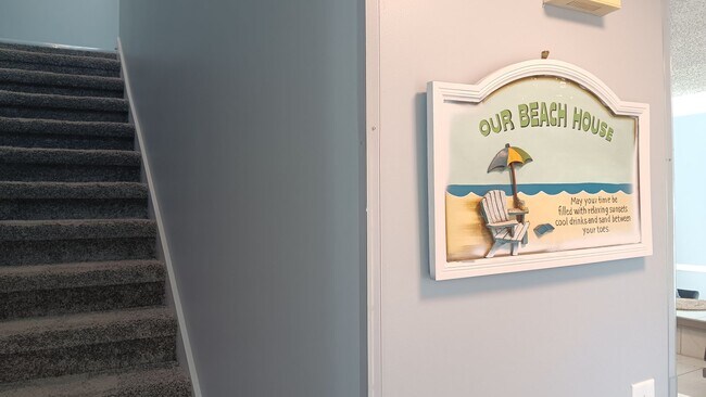 Building Photo - Furnished Two-Bedroom, Two-Bath Townhome i...