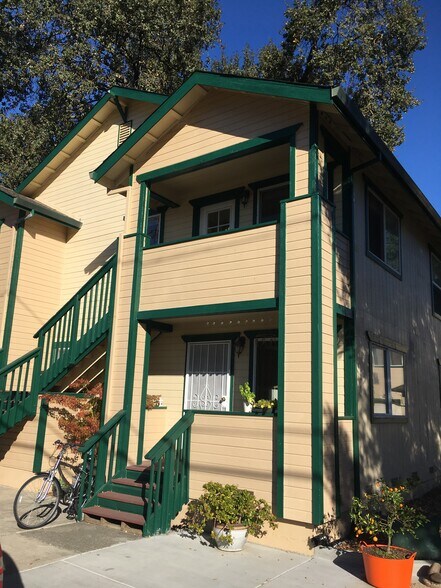 Primary Photo - 1420 Slater Street