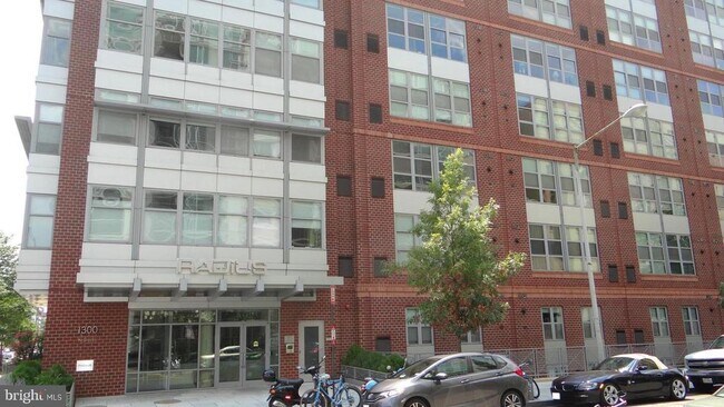 Building Photo - 1300 N St NW