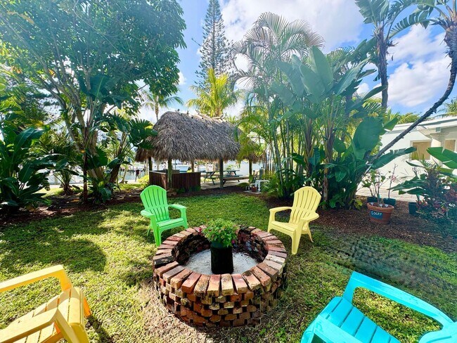 Building Photo - 2780 NE 16th St