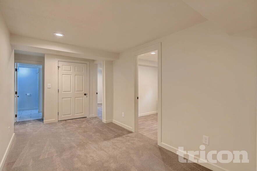 Building Photo - 7317 Clinton Ave