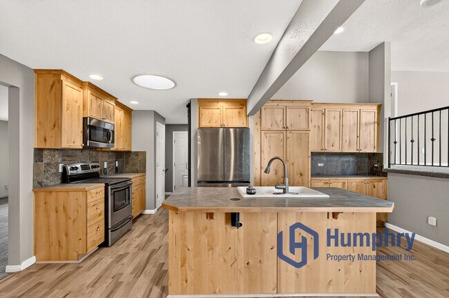 Building Photo - 13159 Ocotillo Dr