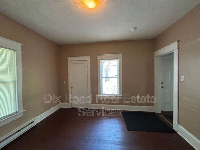 Building Photo - 1618 Taylor