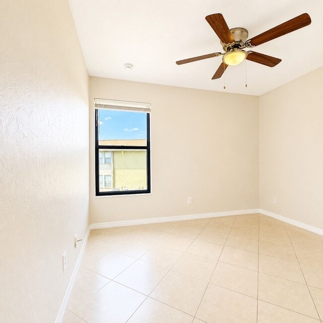 Building Photo - 4765 Orange Grove Blvd