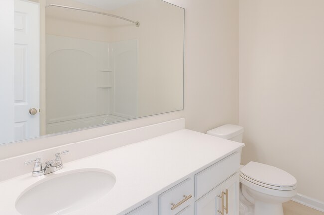 Building Photo - 842 Finley Dr