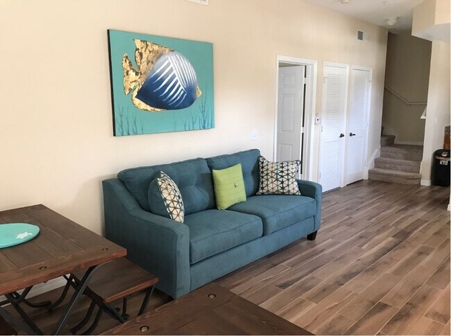 Building Photo - 4010 Santa Maria Dr